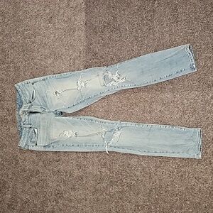 Womens American Eagle ripped jeans